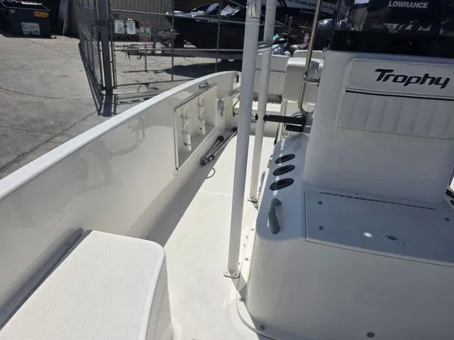 Slide: The Image of Bayliner T21BAY 2021 - 15