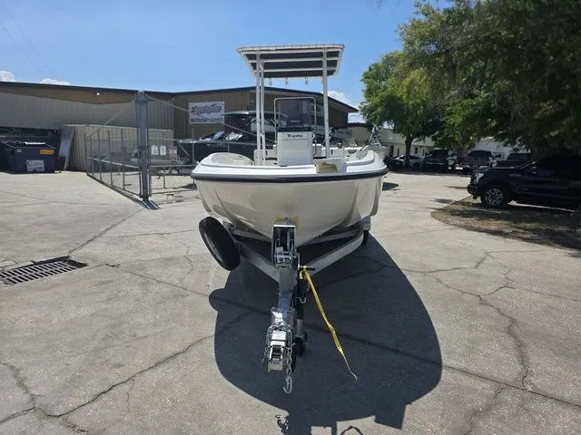 Slide: The Image of Bayliner T21BAY 2021 - 3