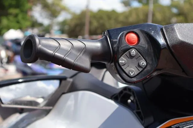 Slide: The Image of Sea-Doo GTI™ SE 130 iBR with Audio 2022 - 13