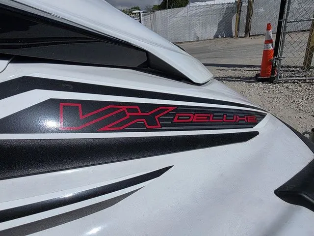 Slide: The Image of Yamaha VX DELUXE-WHITE 2018 - 11