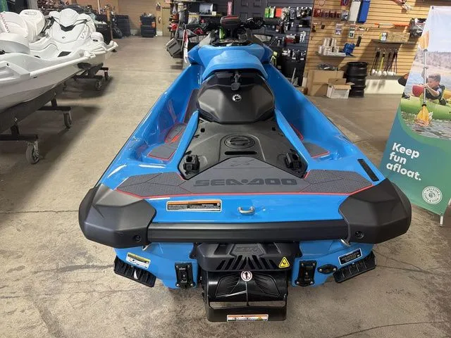Slide: The Image of Sea-Doo RXP-X™ 325 Tech, BRP Premium A, iBR Gulfstream Blu 2026 - 14