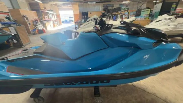 Slide: The Image of Sea-Doo RXP-X™ 325 Tech, BRP Premium A, iBR Gulfstream Blu 2026 - 6