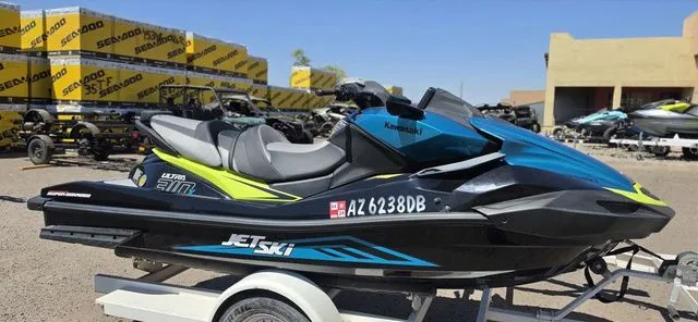 Slide: The Image of Kawasaki Ultra® 310X 2023 - 2