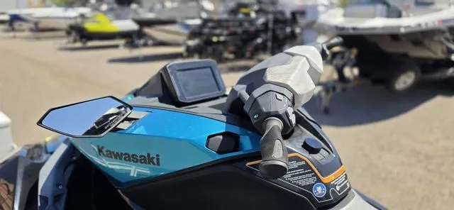 Slide: The Image of Kawasaki Ultra® 310X 2023 - 4