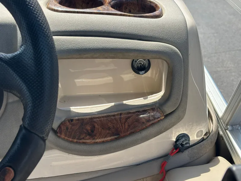 Slide: The Image of Sun Tracker Party Barge 22 2010 - 24