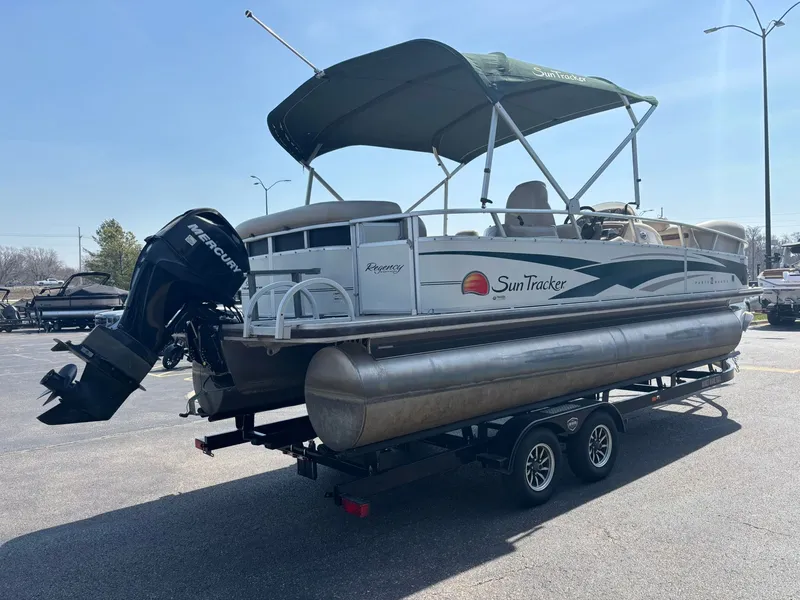 Slide: The Image of Sun Tracker Party Barge 22 2010 - 5