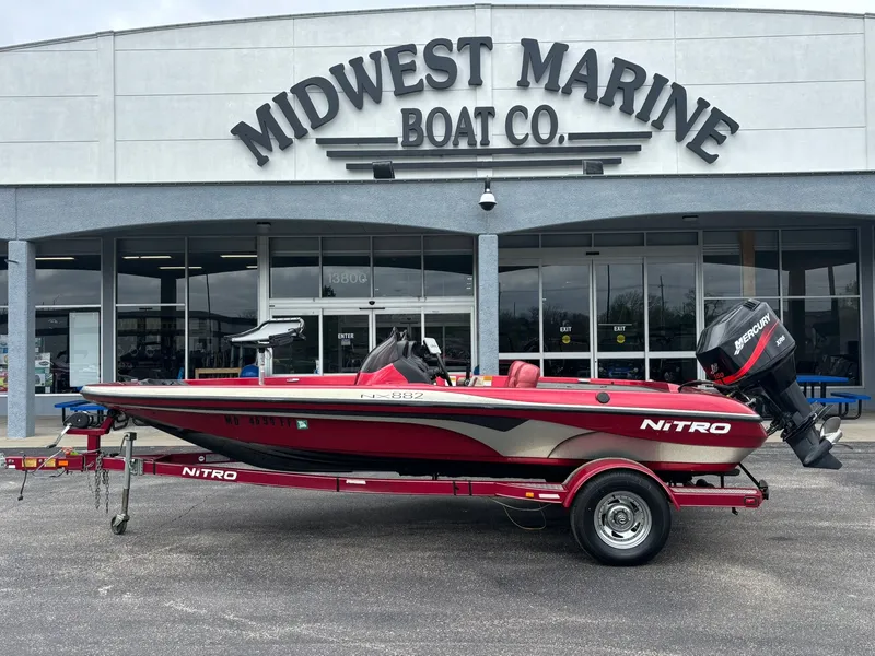 The Image of Tracker NX 882 DC 2003 - 1