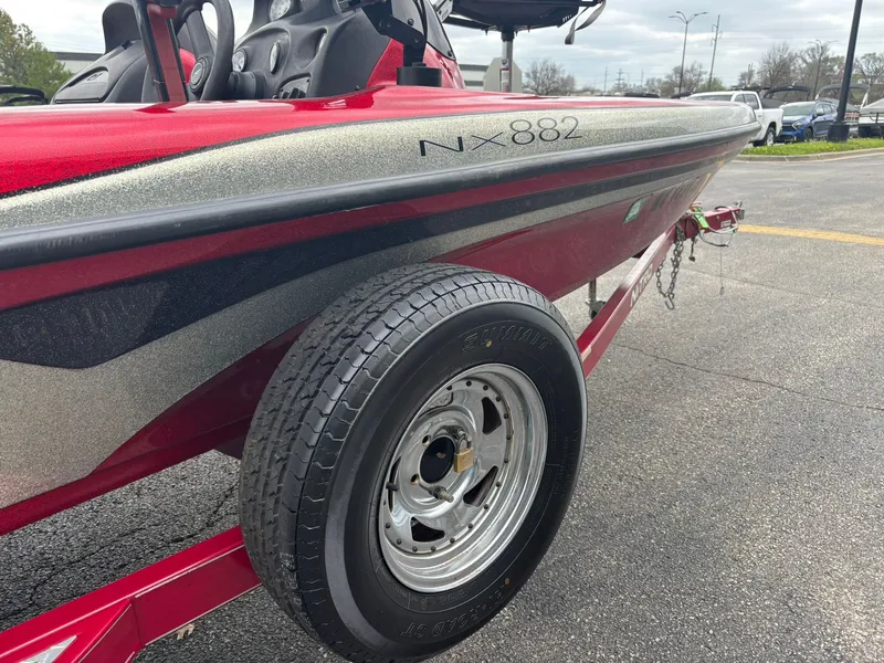 Slide: The Image of Tracker NX 882 DC 2003 - 10