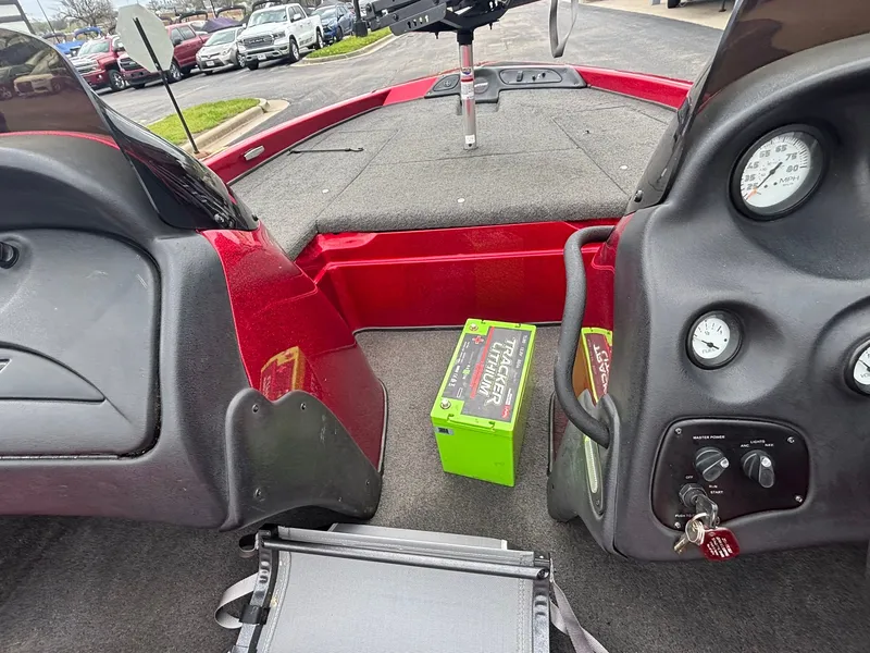 Slide: The Image of Tracker NX 882 DC 2003 - 17