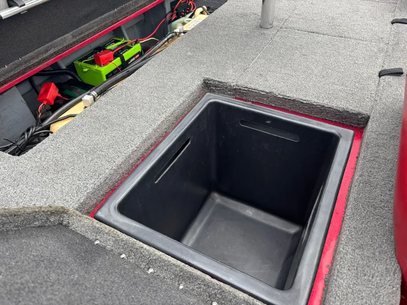 Slide: The Image of Tracker NX 882 DC 2003 - 20