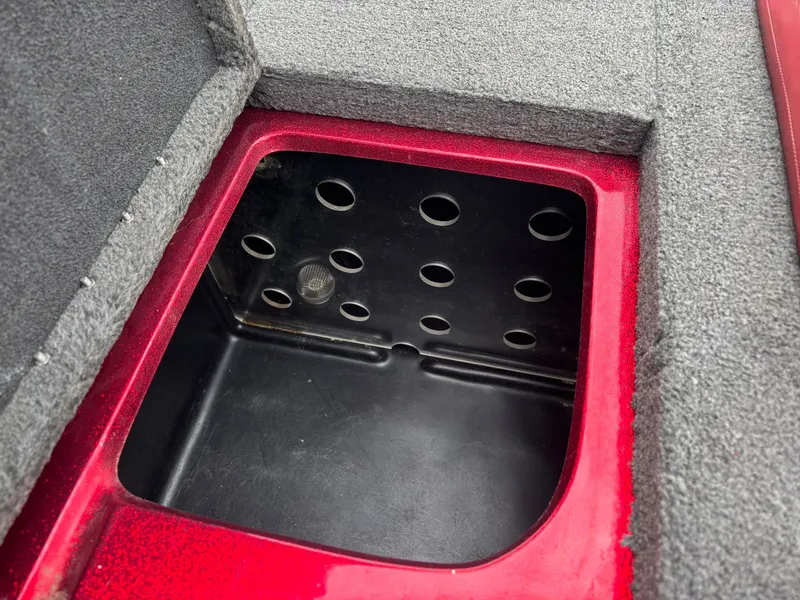 Slide: The Image of Tracker NX 882 DC 2003 - 21