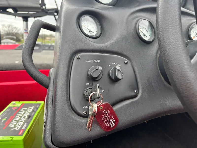 Slide: The Image of Tracker NX 882 DC 2003 - 29