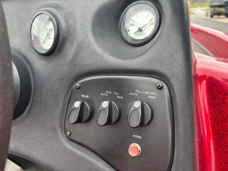 Slide: The Image of Tracker NX 882 DC 2003 - 30