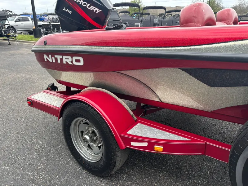 Slide: The Image of Tracker NX 882 DC 2003 - 9