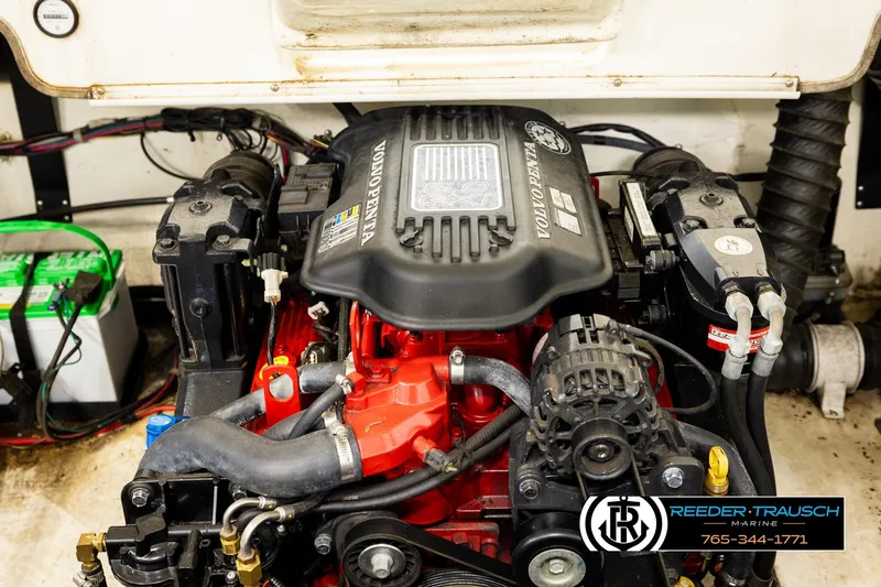 Slide: The Image of Volvo Penta engine in 2006 Glastron GX 235 boat, detailed view. - 42
