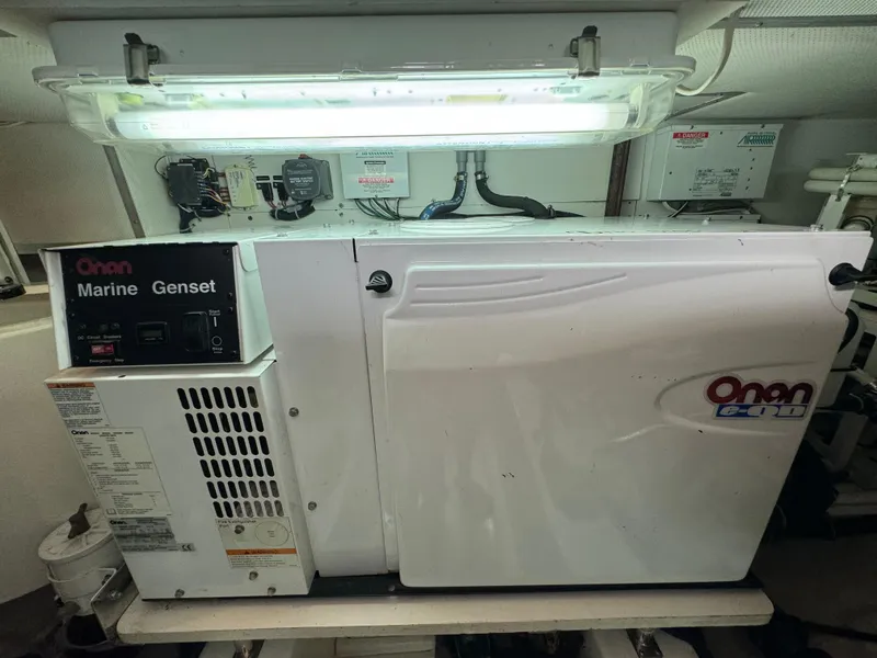 Slide: The Image of Grand Banks 45 Eastbay SX 2009 - 50