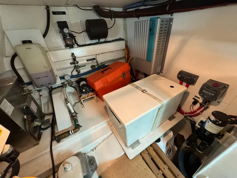 Slide: The Image of Grand Banks 45 Eastbay SX 2009 - 58