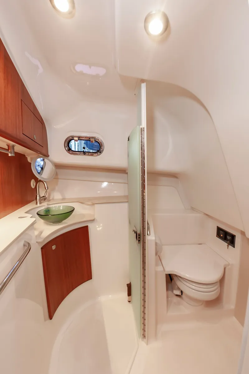 Slide: The Image of Pursuit OS 385 Offshore 2015 - 39