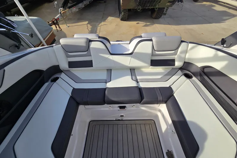 Slide: The Image of Interior seating of 2022 Yamaha Boats 212S, featuring sleek, modern design and comfortable upholstery. - 40