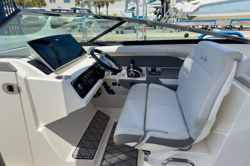 Slide: The Image of Sea Ray SLX 310 Outboard 2023 - 11