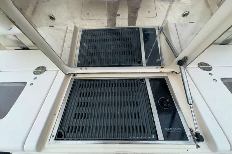 Slide: The Image of Grady-White Canyon 366 boat grill area, featuring Kenyon electric grill, 2011 model. - 40