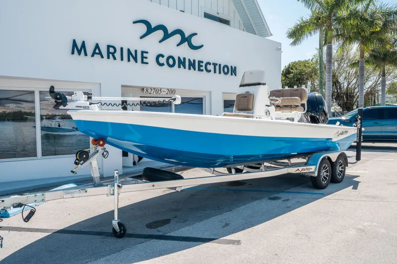 Slide: The Image of Avid 23 Fusion 2026 boat at Marine Connection. - 2