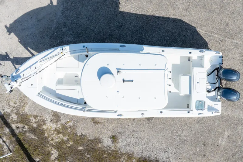 Slide: The Image of Overhead view of a 2014 Sea Hunt Gamefish 25 boat on land. - 8