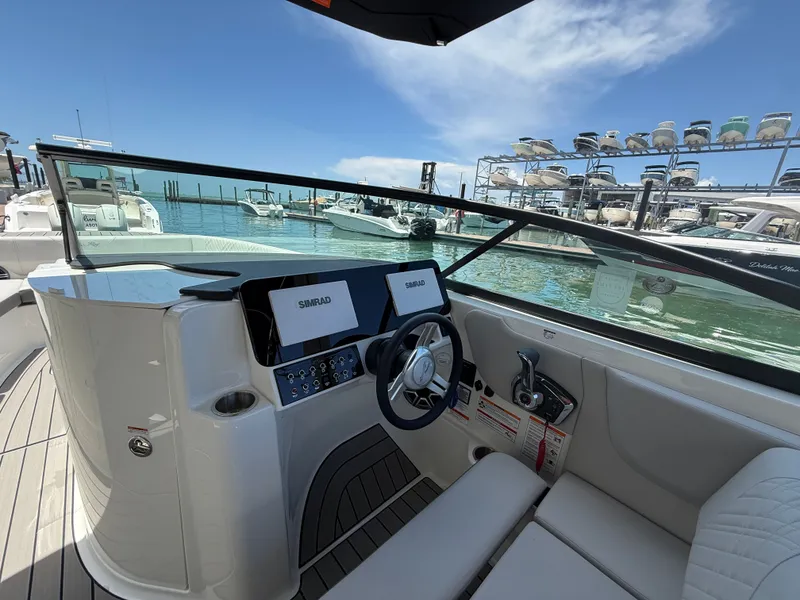 Slide: The Image of Sea Ray SDX 270 Outboard 2026 - 12