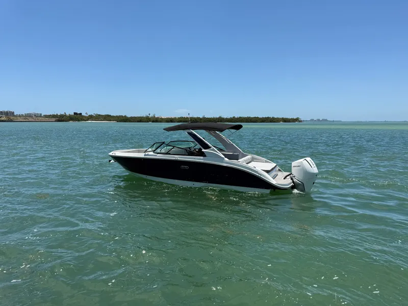 Slide: The Image of Sea Ray SDX 270 Outboard 2026 - 1