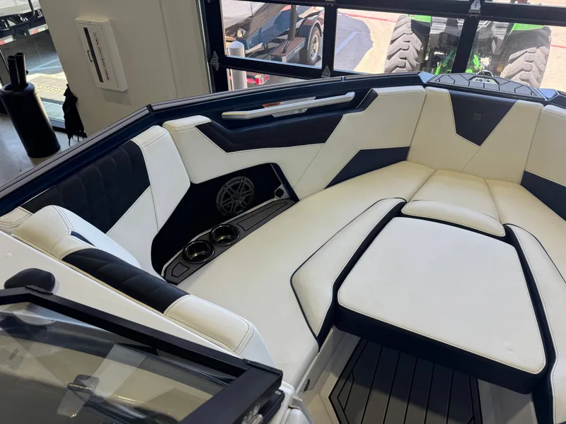 Slide: The Image of Interior of 2023 Nautique Super Air Nautique S23 boat. - 19