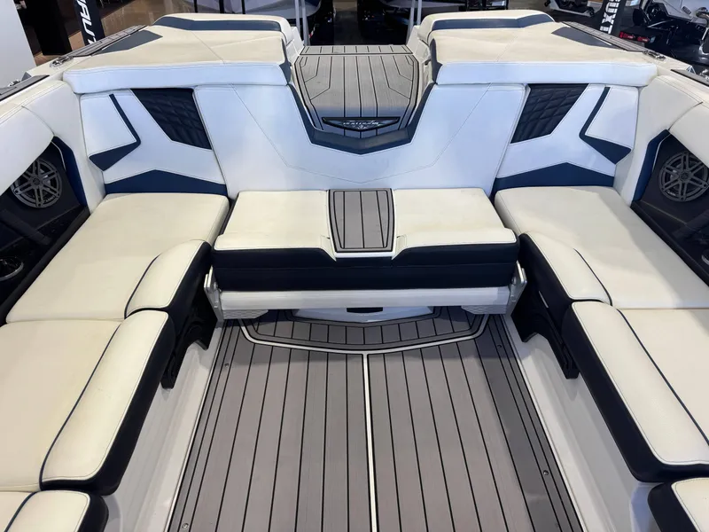 Slide: The Image of Interior of 2023 Nautique Super Air Nautique S23 boat. - 32