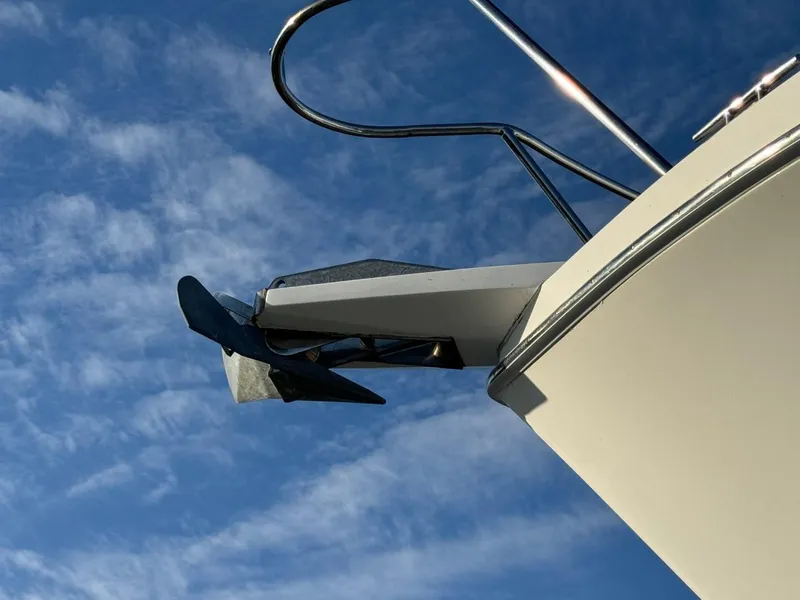 Slide: The Image of Bow of 2004 Ocean Alexander 42 yacht against a blue sky. - 37