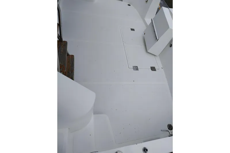 Slide: The Image of Deck view of 2004 Ocean Alexander 42 Altus yacht, showcasing clean, spacious layout. - 39