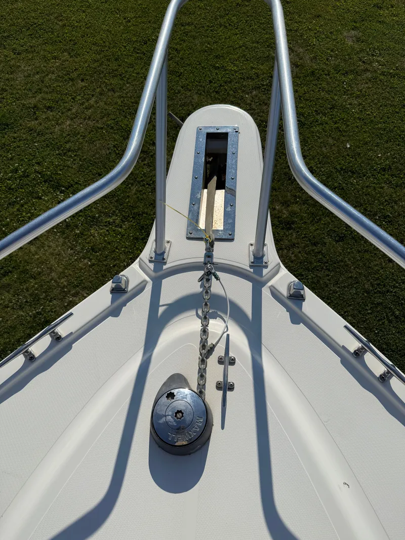 Slide: The Image of Albemarle 268 Express Fisherman 2004 - 28