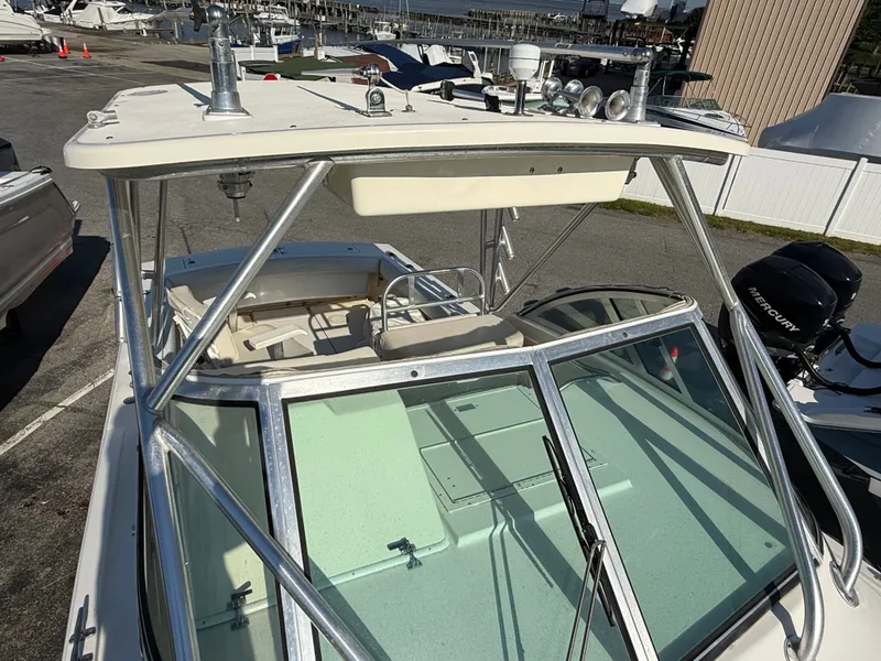Slide: The Image of Albemarle 268 Express Fisherman 2004 - 29