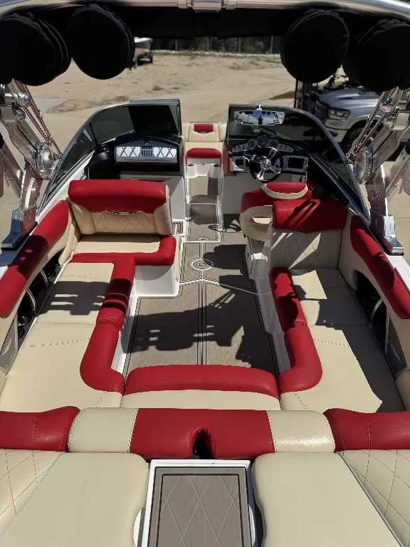 Slide: The Image of MasterCraft X-55 2014 - 15