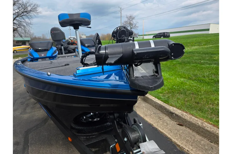 Slide: The Image of 2022 Vexus AVX2080 boat with blue detailing and advanced trolling motor. - 6
