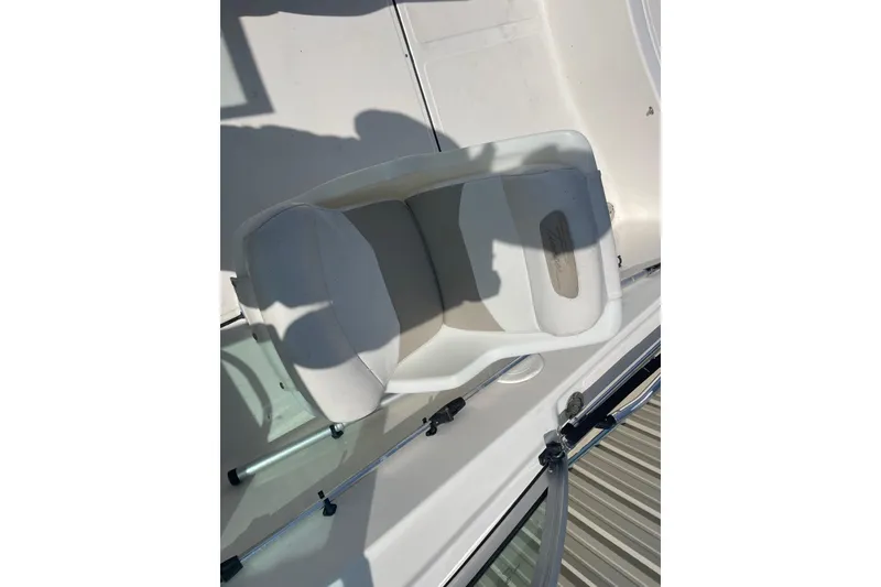 Slide: The Image of White seat on a 2013 Pioneer 175 Venture boat deck. - 16