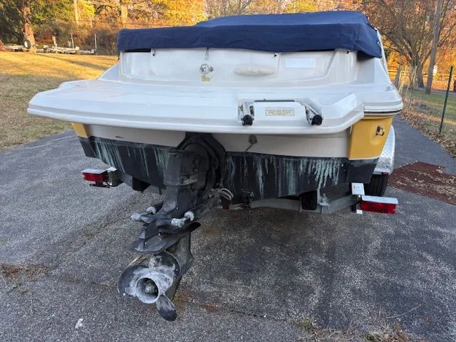 Slide: The Image of Rear view of a 2007 Sea Ray 185 boat on a trailer. - 16