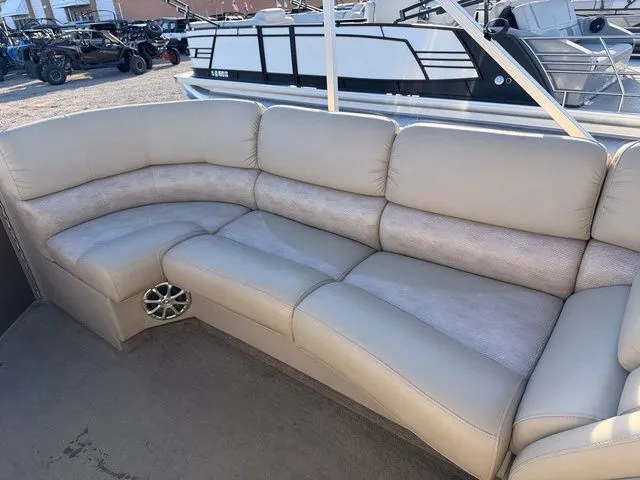 Slide: The Image of Bennington 2575QCW SPORT TOWER-I/O 2013 - 11