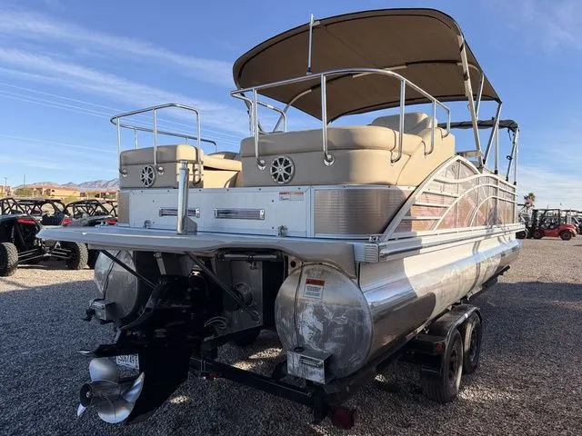 Slide: The Image of Bennington 2575QCW SPORT TOWER-I/O 2013 - 6