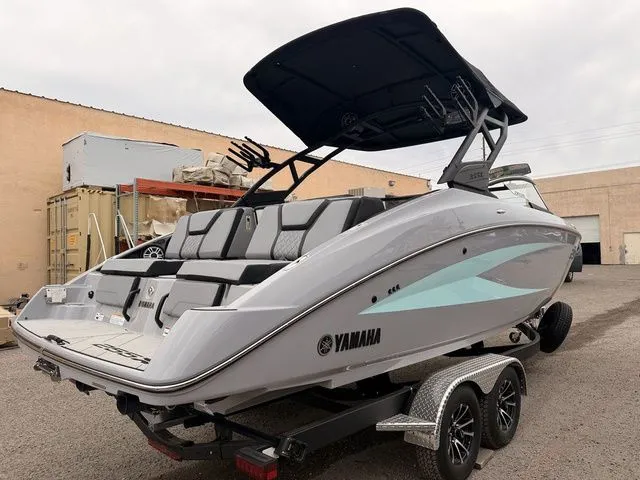 Slide: The Image of Yamaha 255XD 2026 - 4