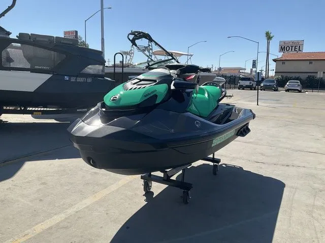 The Image of Sea-Doo GTI SE 170 2026 - 1
