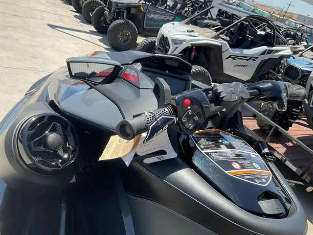 Slide: The Image of Sea-Doo GTR-X 300 2026 - 5