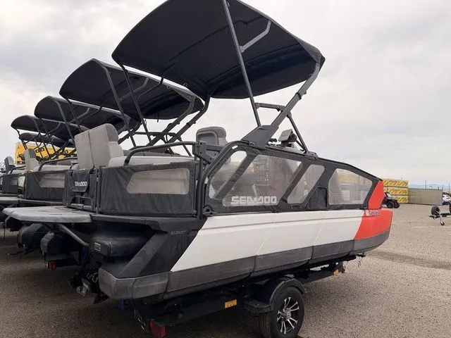 Slide: The Image of Sea-Doo Switch Sport 18 2022 - 2