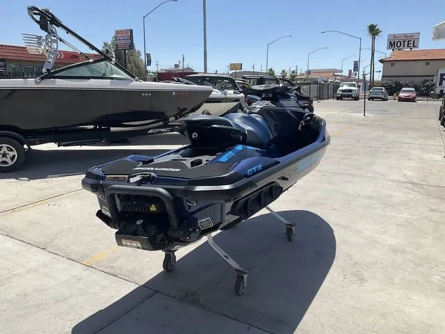 Slide: The Image of Sea-Doo GTX 300 2026 - 3
