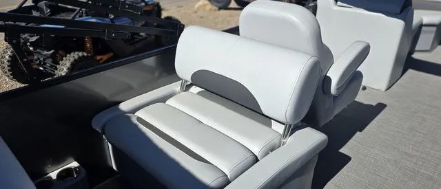 Slide: The Image of Bentley Pontoons Legacy 220 Quad Swingback 2024 - 11