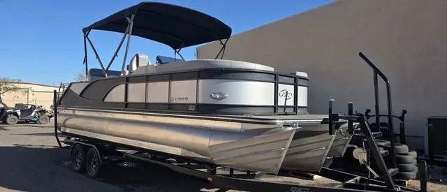 The Image of Manitou SES 25 2019 - 1