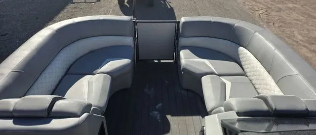 Slide: The Image of Manitou SES 25 2019 - 12