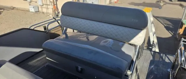 Slide: The Image of Manitou SES 25 2019 - 3